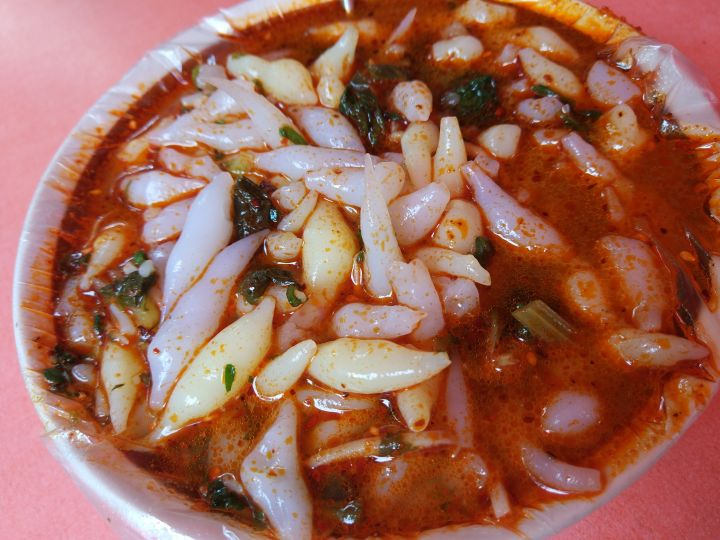 旅行中的第12顿饭误入终南山深处秦岭山脚下的酸汤浆水鱼鱼