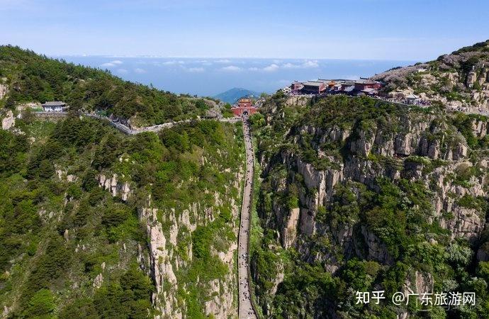 山東泰山酒店推薦旅遊景點攻略泰安岱廟天外村方特歡樂世界彩石溪地下