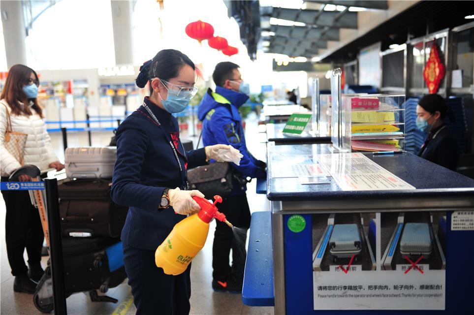 青岛机场全面做好返程高峰期的防疫工作