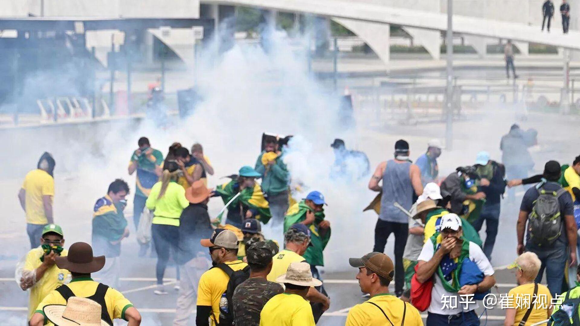 巴西突发“国会骚乱”，约400人被捕！第一夫人办公室遭洗劫！前总统发声：否认担责，拜登：令人发指 | 每经网