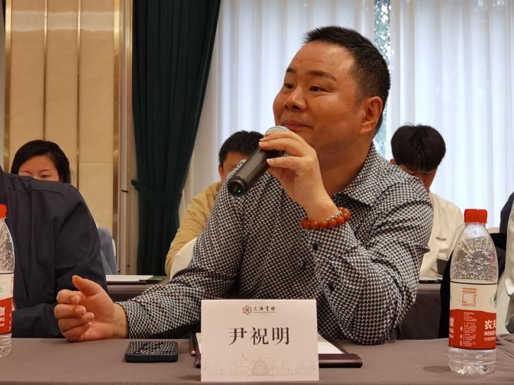 商会抱团回去购地的事宜;韶关市人民政府副市长罗海俊表示非常认可