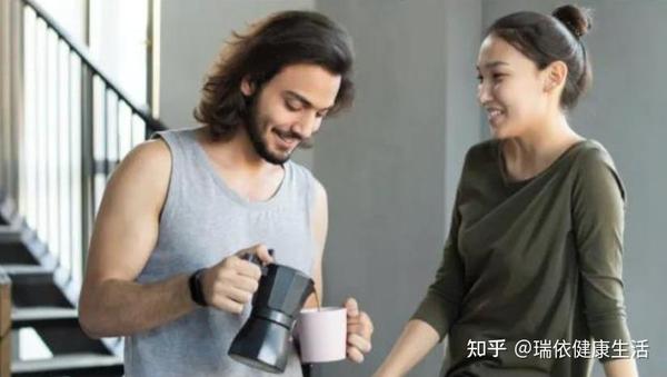 真正放不下一个人,都会有这 3 种表现,是“装”不出来的! - 知乎