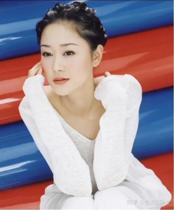 白发魔女主演都怎么样了慕容冲跨界当校长何萼华自杀离世