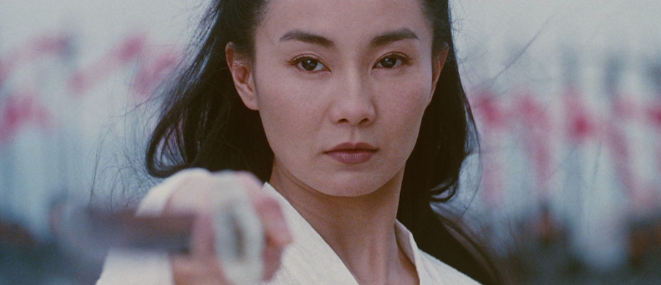 我找到张艺谋2002年拍的电影《英雄》.