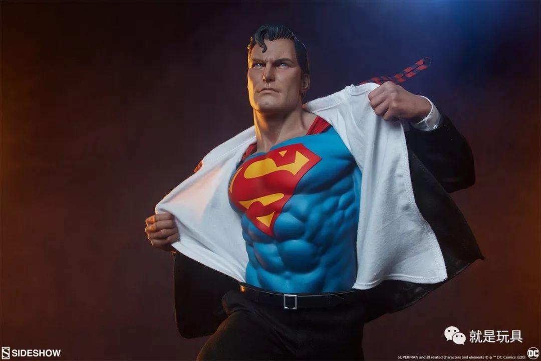 ss撕衣变身超人超级英雄鼻祖的最经典登场造型