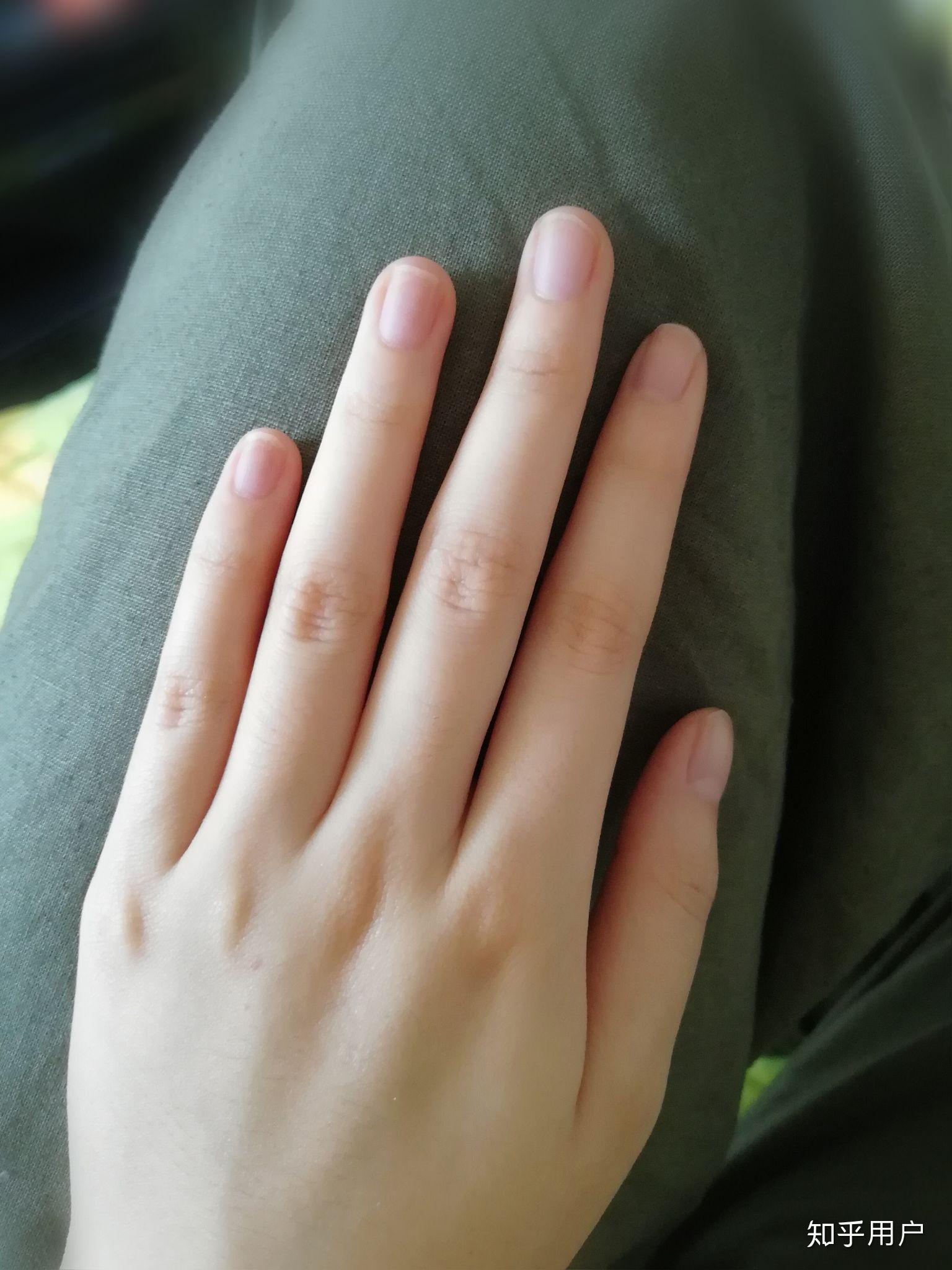 怎样让手指变得纤细骨感和修长呢