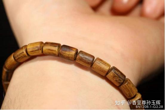銘「寒梅」　真南蛮　聞香　香木　沈香　香道　奇南　伽南　沉香 香木 仮銘「夢の枕」 真南蛮（沈香） 0.4g | KOGADO STORE