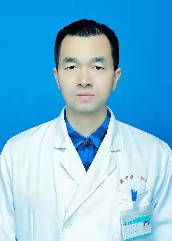 中国刺血权威王峥亲传弟子中国王氏刺血疗法第六代传人 (领军人)