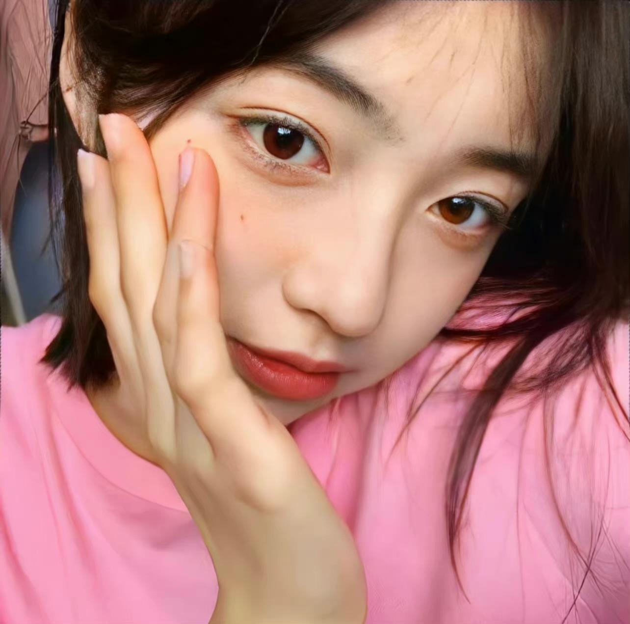 有什么又纯又欲极具高级感的小众女生头像? - 知乎