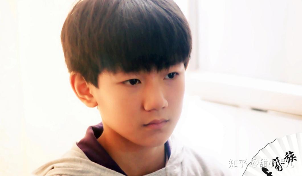 刘若英心疼王源出道8年他成为顶流的背后是数不尽的辛酸