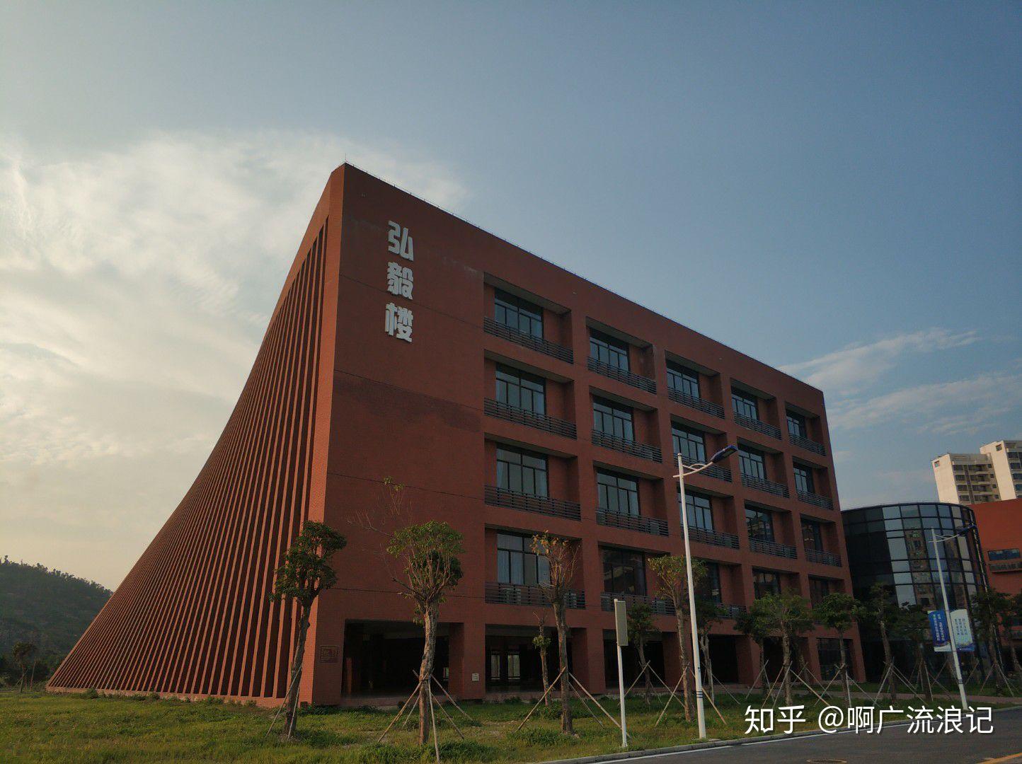 珠海城市职业技术学院的校园环境如何?