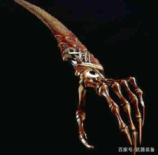 爪子兵器(手甲钩那种套手上)单挑单手刀剑有无优势? - 知乎