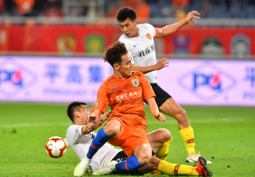 山东泰山vs沧州雄狮!泰山全面占优,欧宝体育:沧州继续不胜