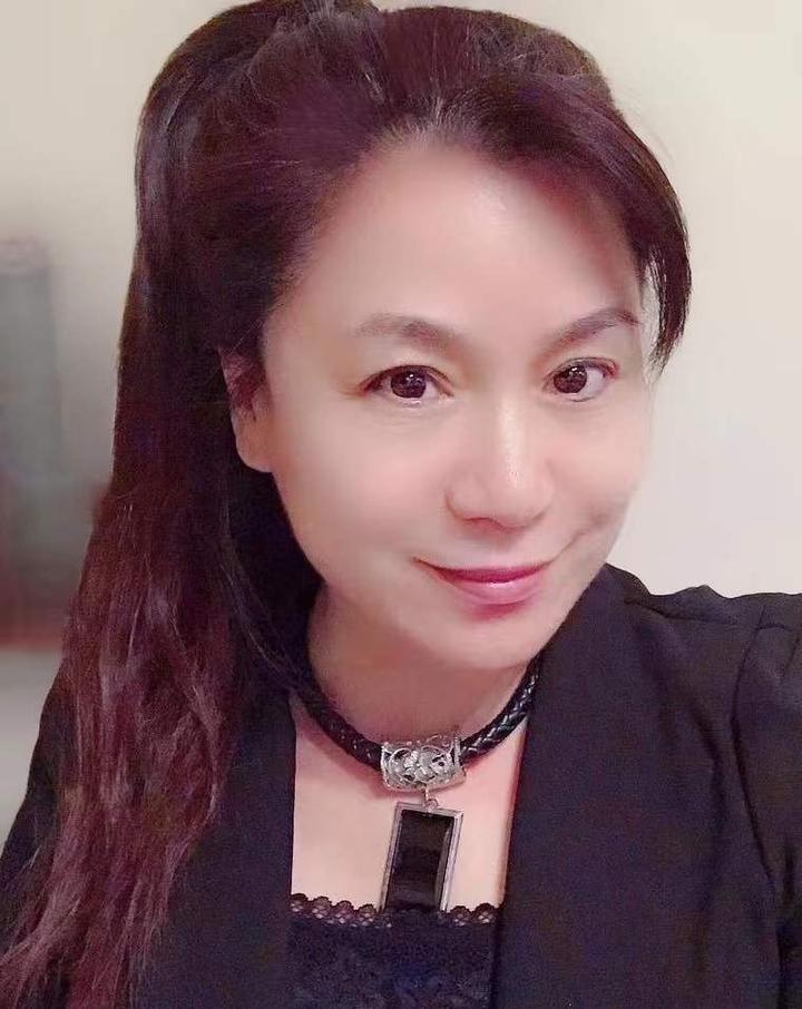 刘曼(君)简历 知乎