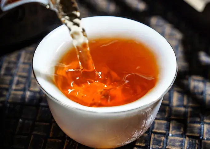 岩骨花香大红袍