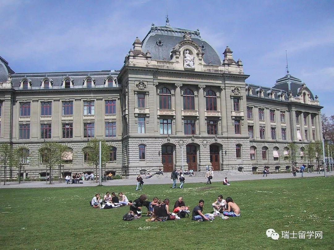 弗里堡大学排名世界第401-500之间;纳沙泰尔大学排名世界第601-800