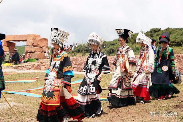 来到这里才知道,原来这里被誉为戏剧人的"兹兹普乌"旅行者的香格里拉