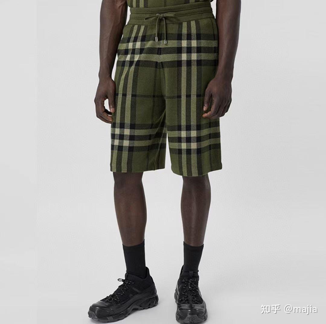 巴宝莉羊毛针织短裤67