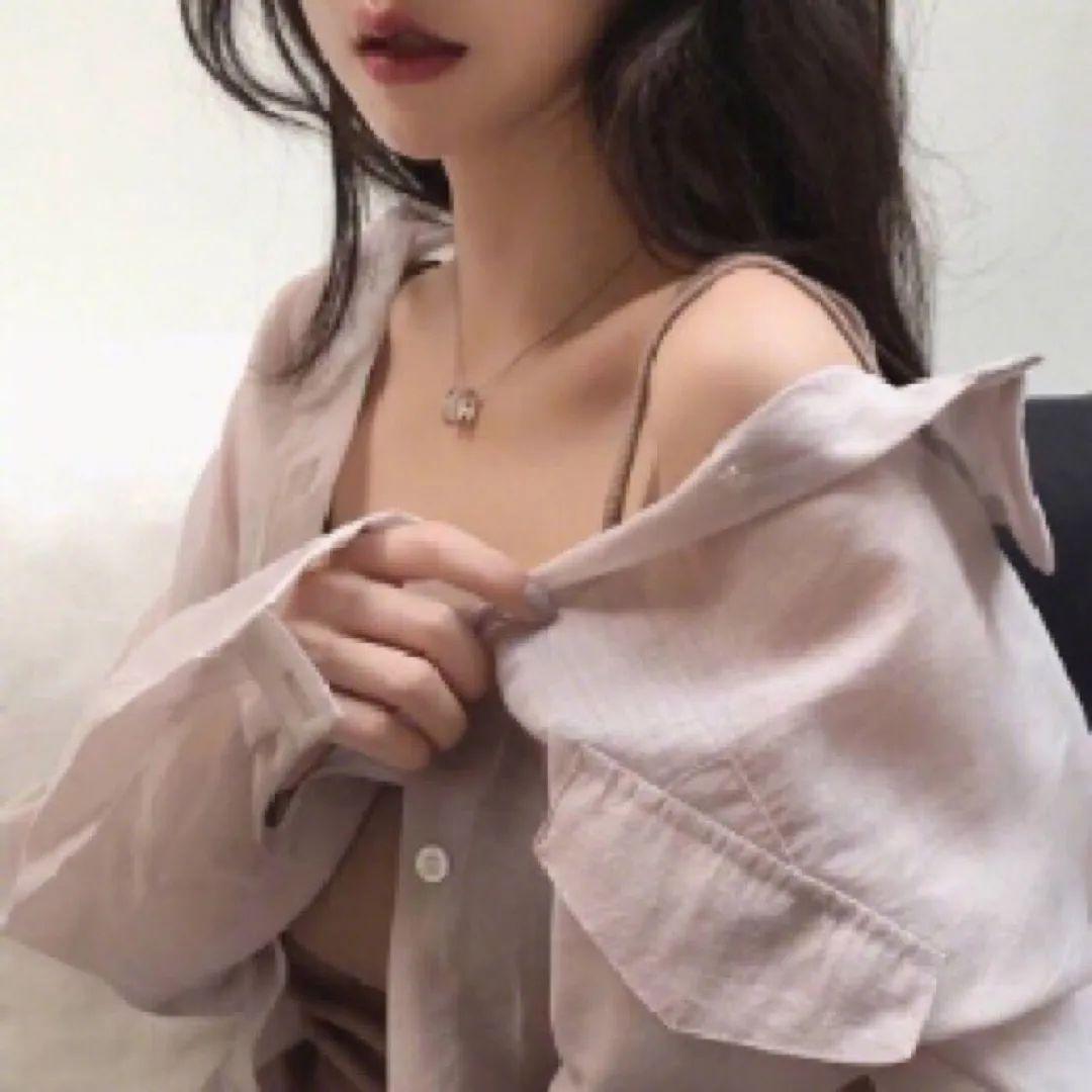 有什么看起来很不好惹很高冷的女生头像