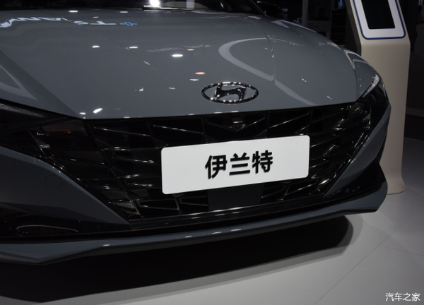 直击2020北京车展现场全新伊兰特开启预售1098万元起