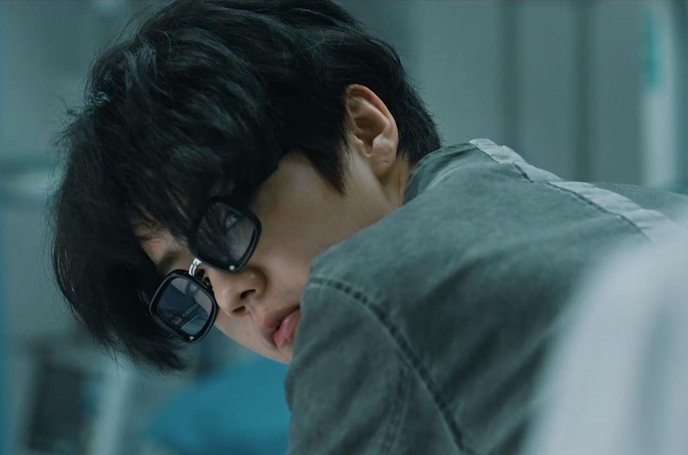 鹿晗在在劫难逃中饰演反派赵彬彬他在剧中的演技如何