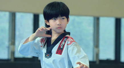 6岁的林秋楠便开始了系统的跆拳道训练