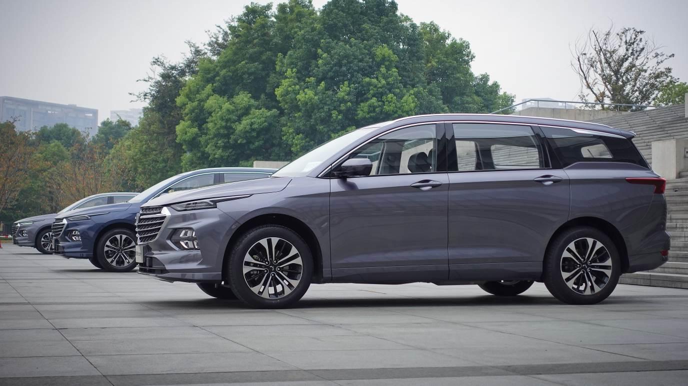 10万元的大四座有多大五菱凯捷体验