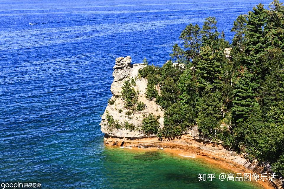 世界最大淡水湖蘇必利爾湖其面積竟能超過捷克共和國