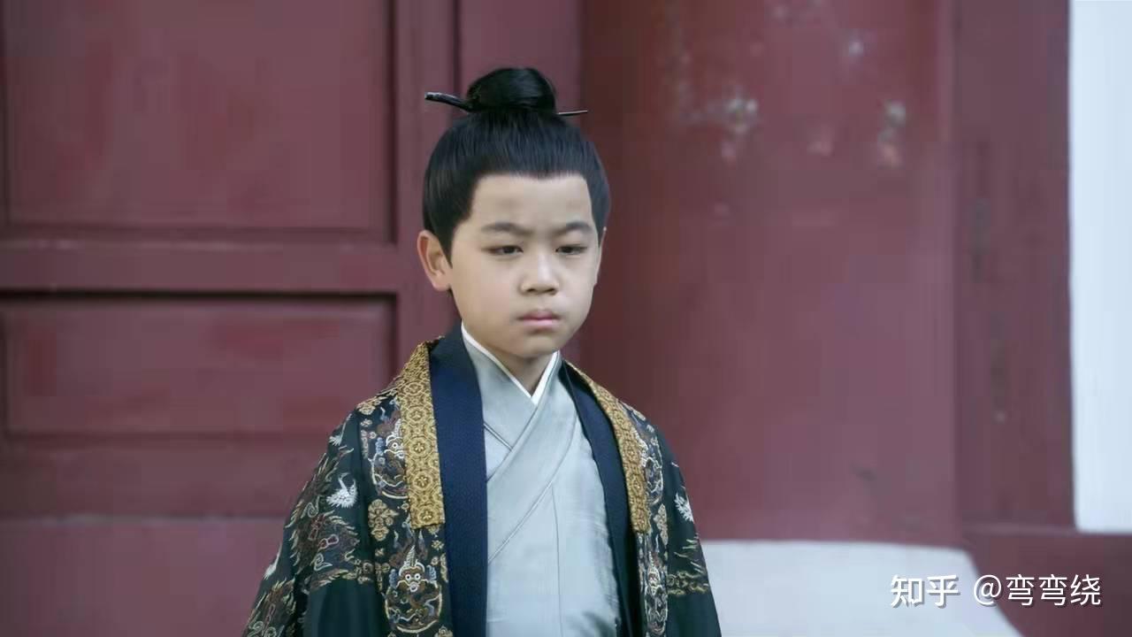 韩昊霖饰演的赵宣素一出场我们知道了什么是演技双声道抢镜