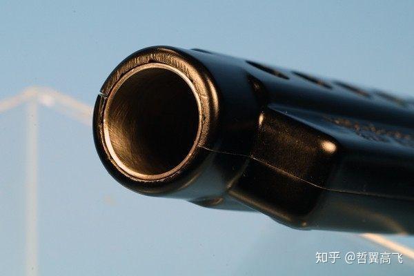 击针固定不动使子弹运动撞击击针的击发方式可行吗