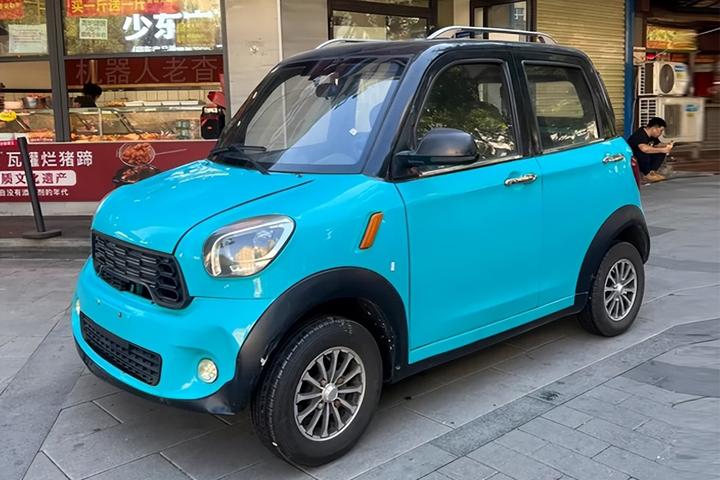 关于低速四轮电动车上路的6点建议老年代步车规范化管理的要求