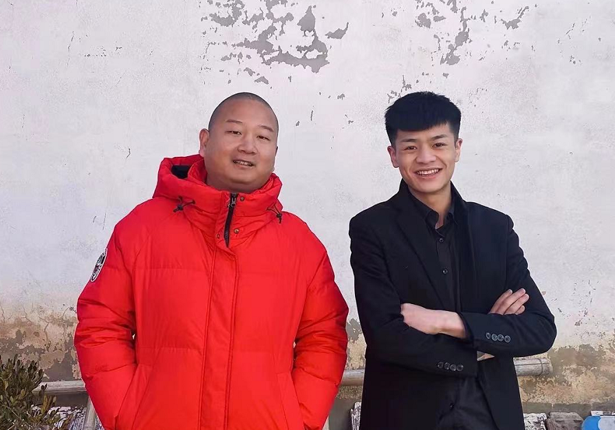 giao哥回应被打事件坦言自己只是小丑哀求粉丝尽量别动手