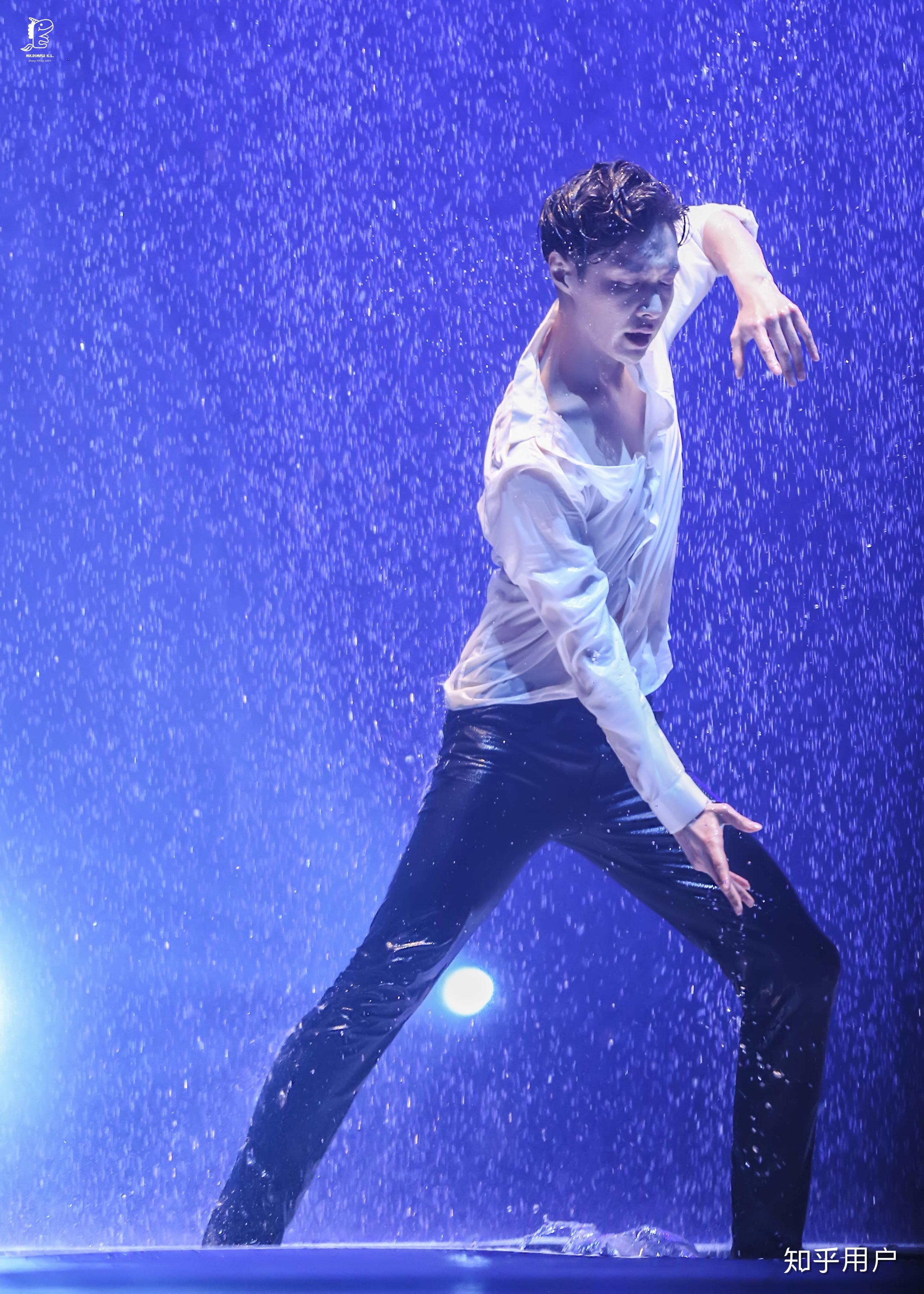 如何评价张艺兴的舞蹈