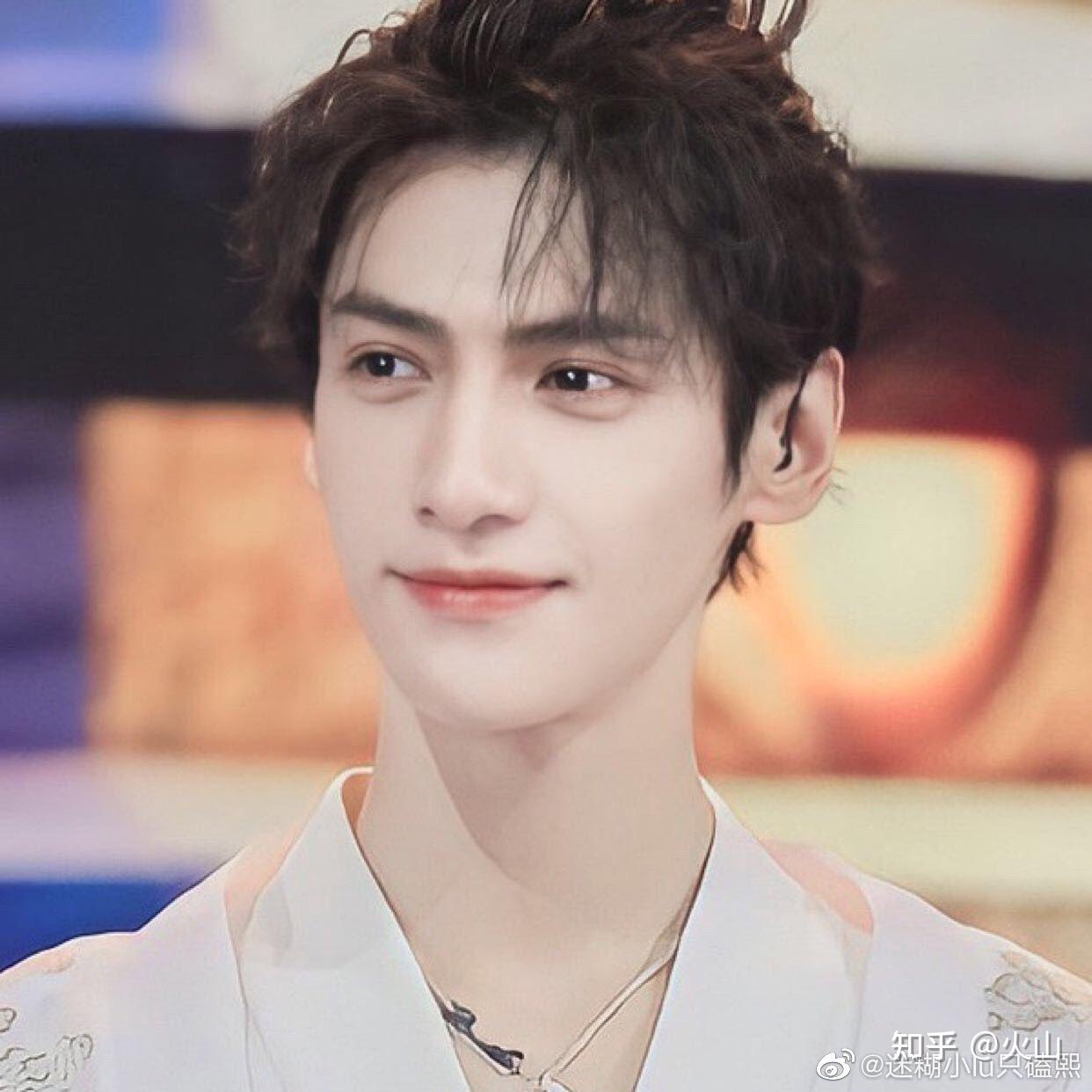 有没有来跟我斗罗云熙帅图的?