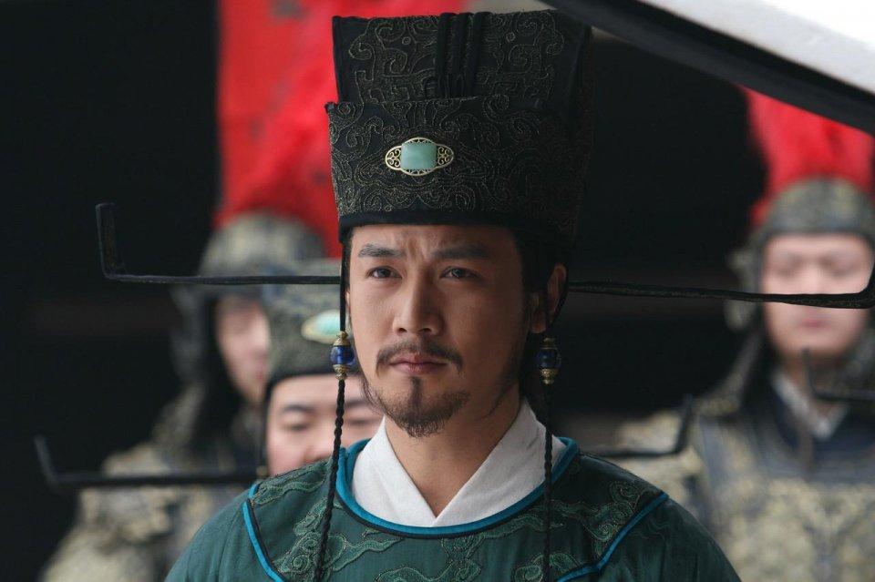 徐州知州苏轼因为天旱求雨下雨之后他不写谢雨过程反而却写了徐州的