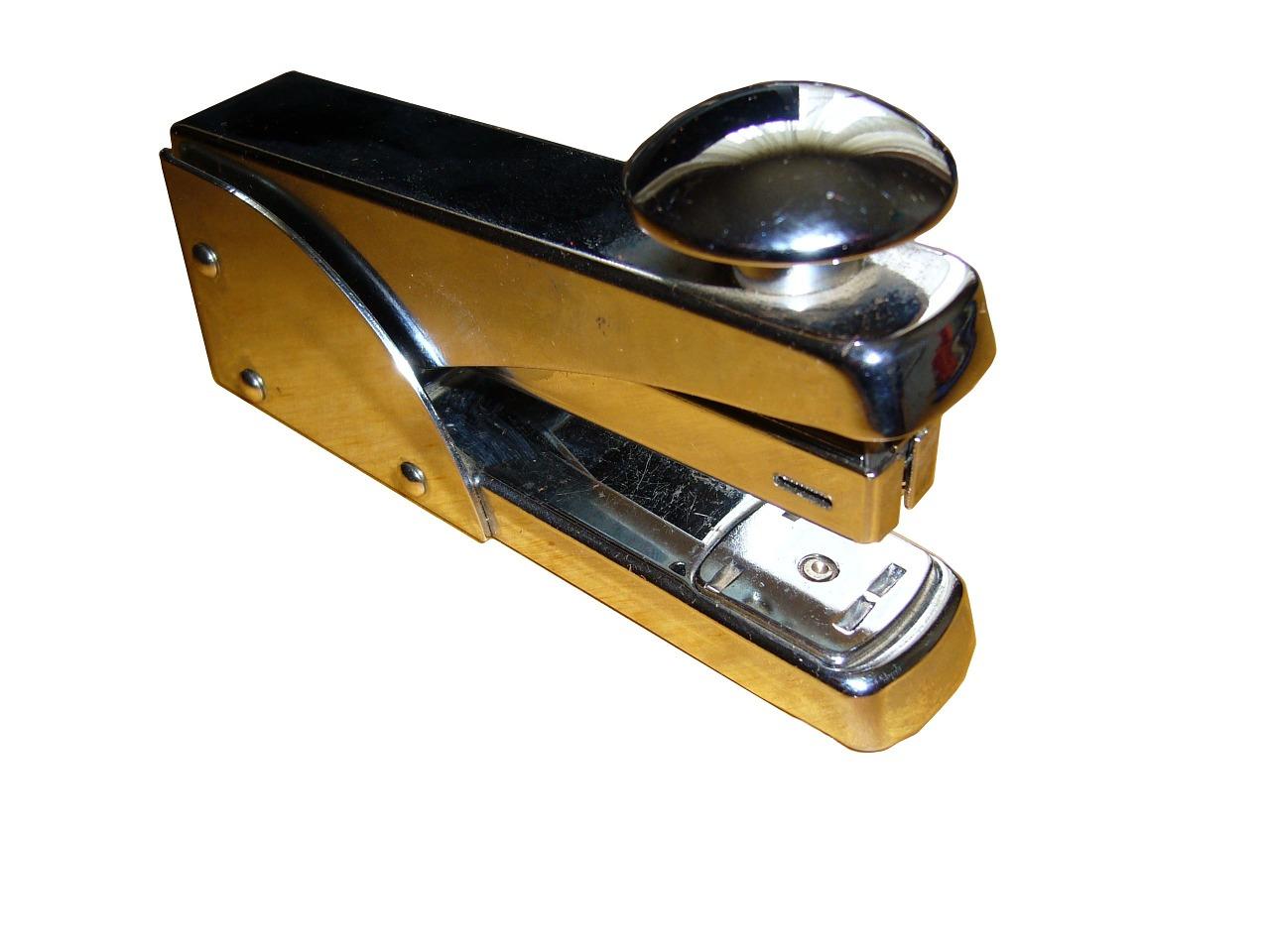 3. 手工绘制订书器