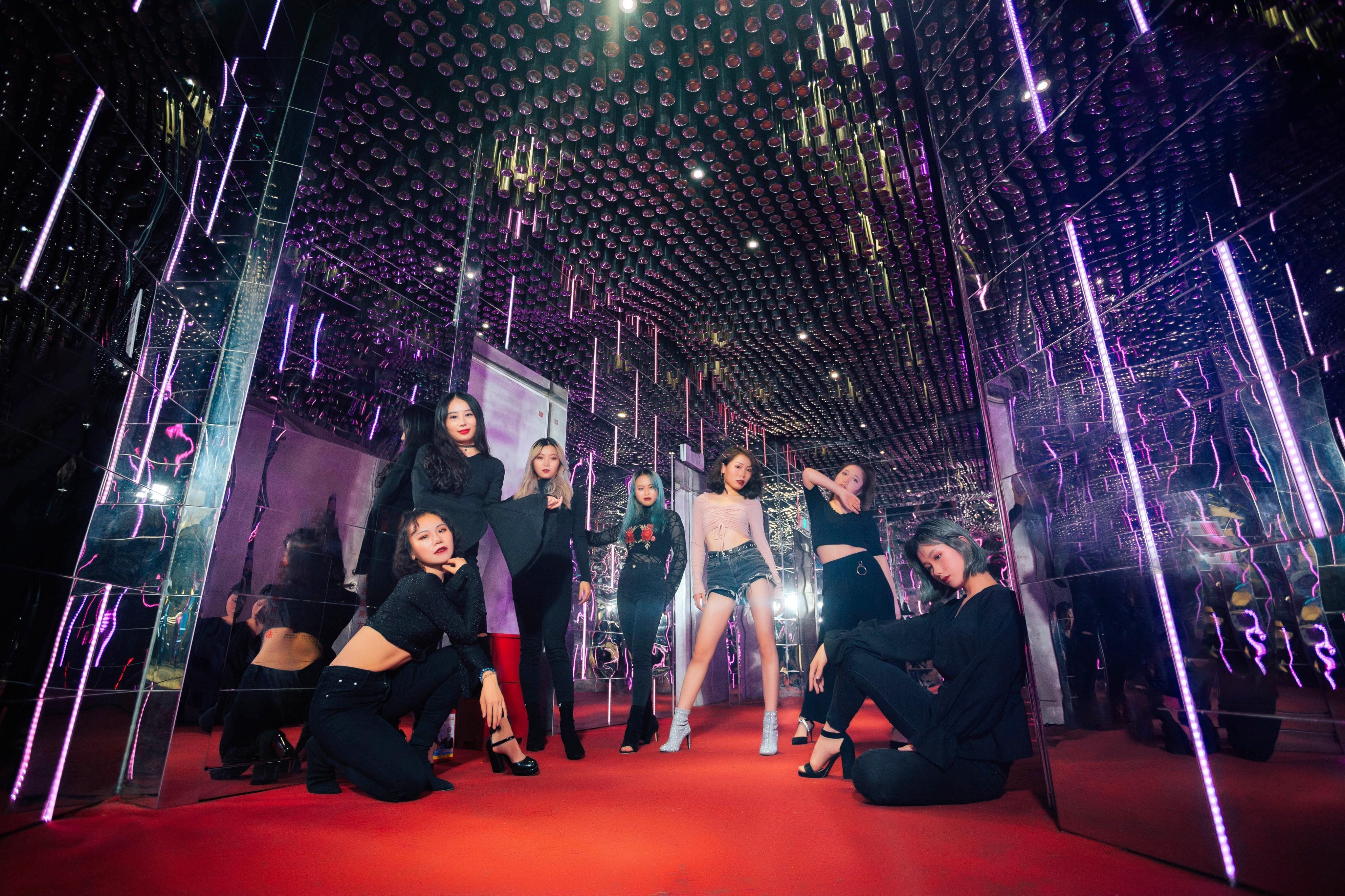 (长沙)爵士舞团丽果韩舞《宣美 -siren》 - 知乎