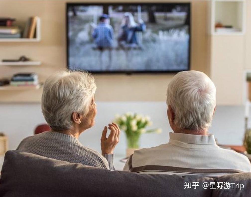 给爸妈换电视,为什么不建议选三色技术方案,而看好SQD技术?