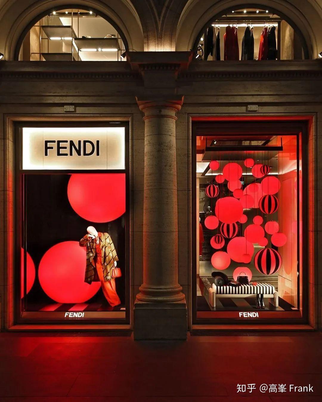 #陈列设计#FENDI 橱窗的梦幻魔力 - 知乎