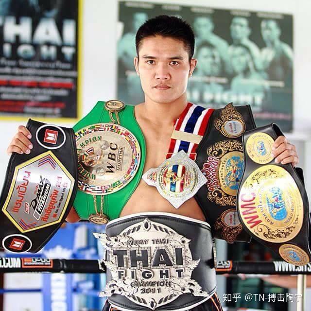 泰拳王肯姆的打靶示范