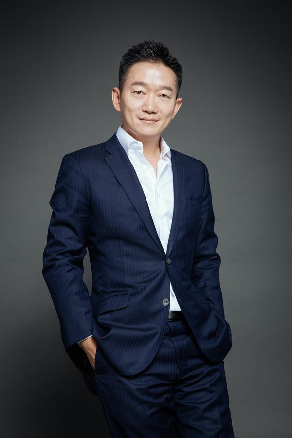 极光创始人兼 ceo 罗伟东表示:"在 2011 年创立极光之初,陈菲作为我们