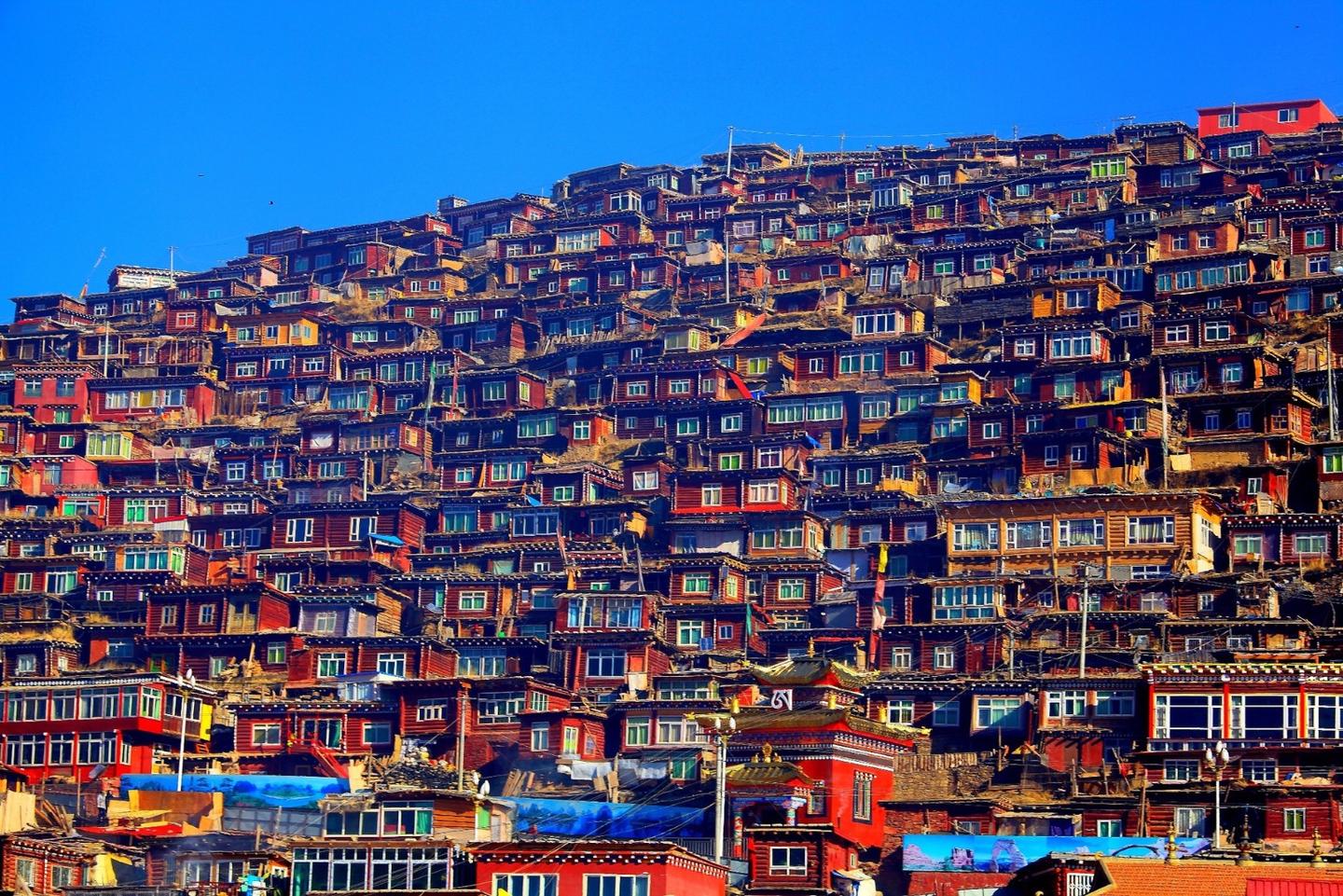 为什么说色达是隐藏世外的神秘佛国 知乎