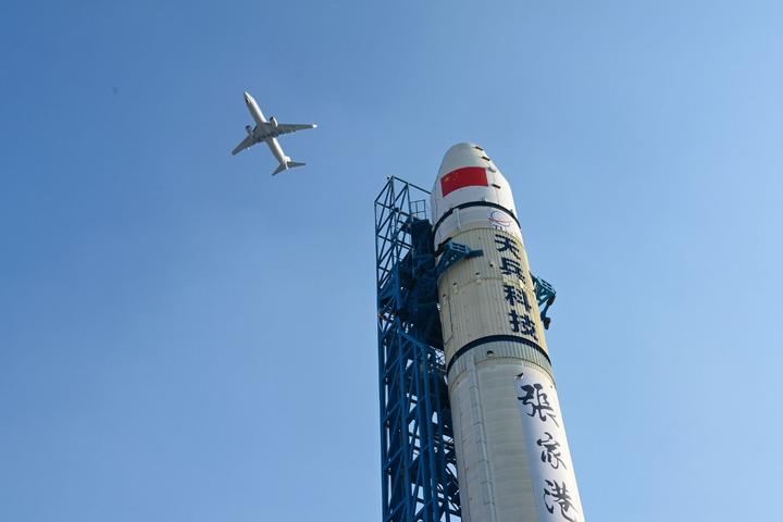 2023中国航天首飞箭之“天龙二号”,开世界商业航天先河的低温液体火箭 - 知乎
