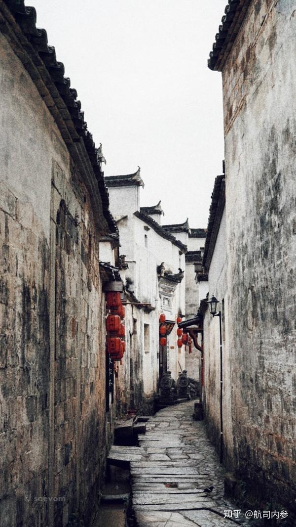 宏村青砖伴瓦漆白马踏新泥