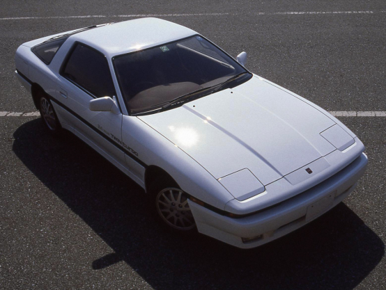 自成一格并正式单飞丰田第三代supraa70