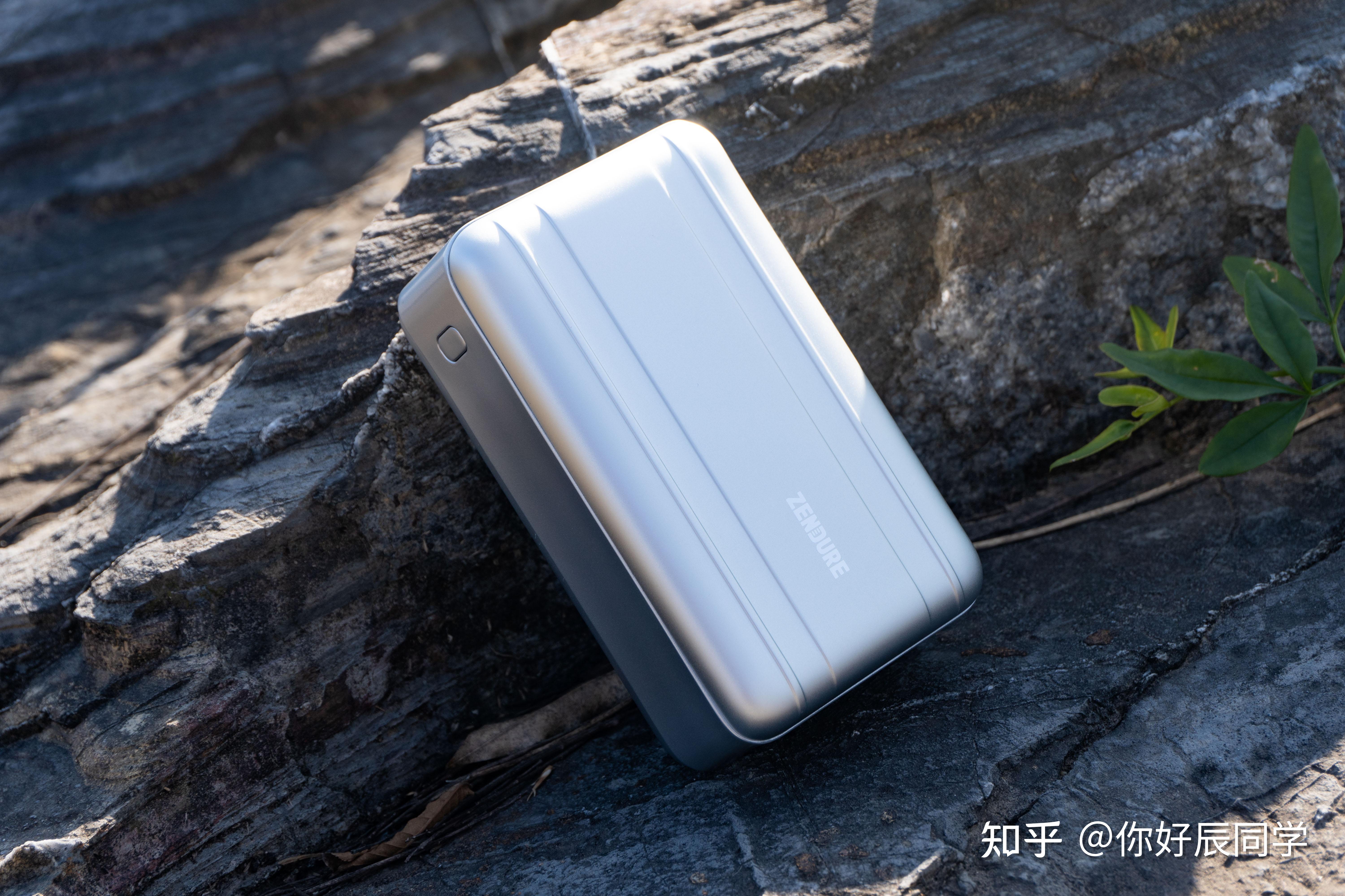 随地疾充,专属便携电站——征拓笔记本充电宝