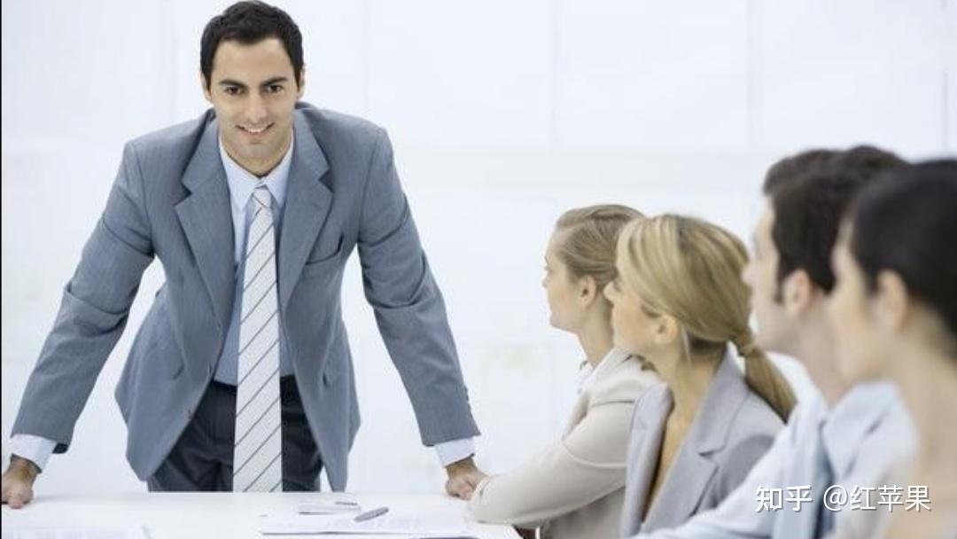 《向上管理的高手》：用领导的力量逆袭职场，一步步实现职业突破