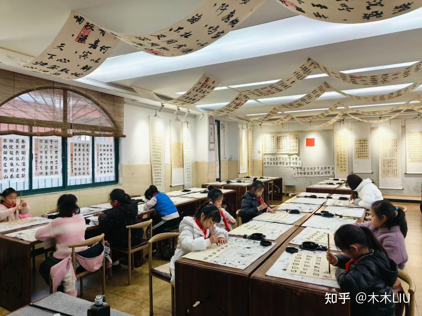 2025零基础如何学习插画？自由插画师的成长接单手册，附学习清单！ - 知乎