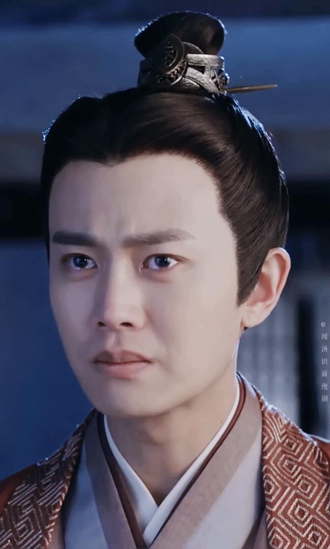 怎么看任嘉伦的现状和发展?