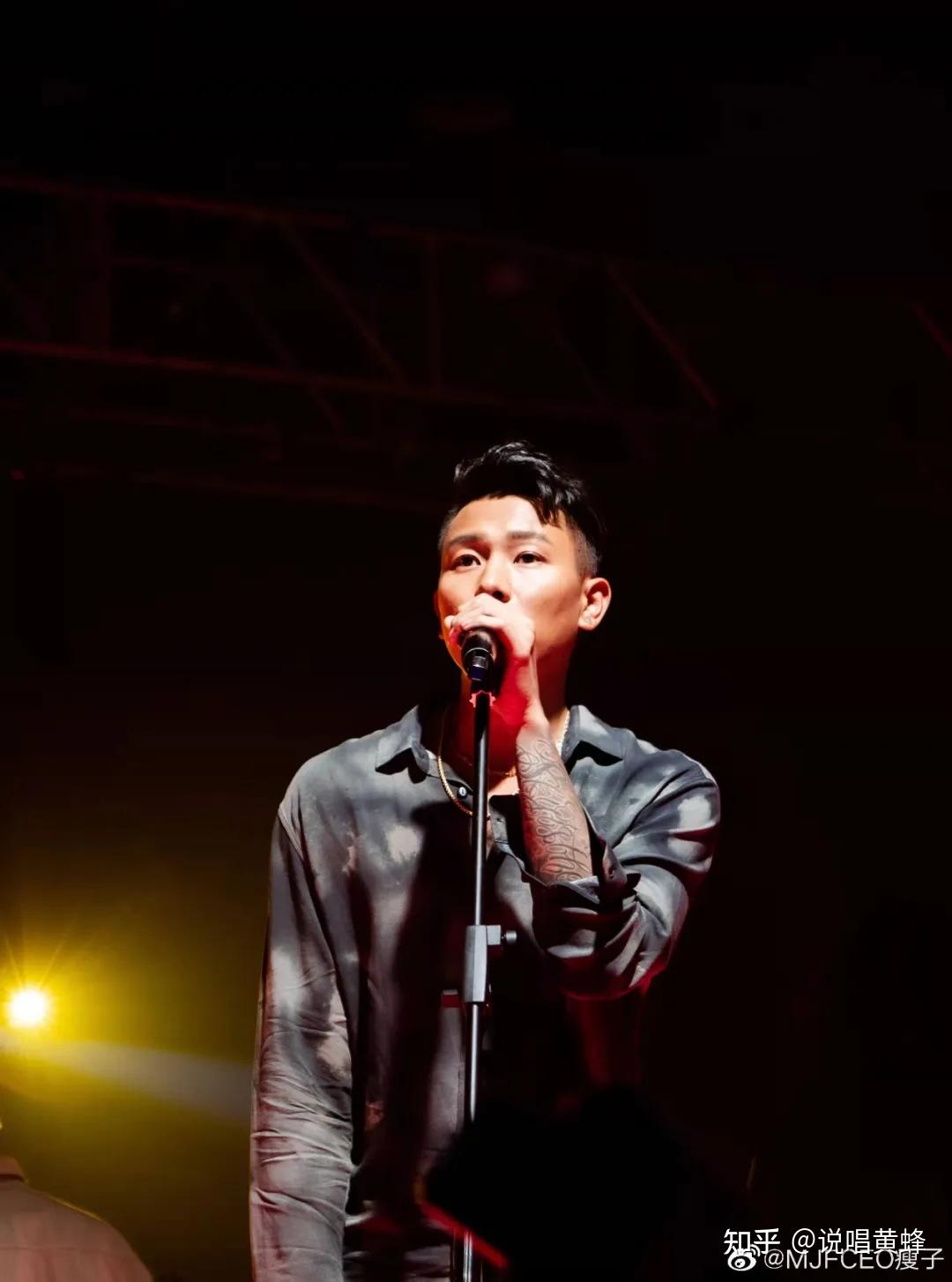 小s看瘦子eso直播瘦子语无伦次直言很害羞